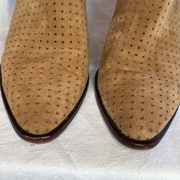 Sam Edelman Bates Slip On Mule Heels Perforated Suede Leather Camel 9.5 - Picture 6 of 12
